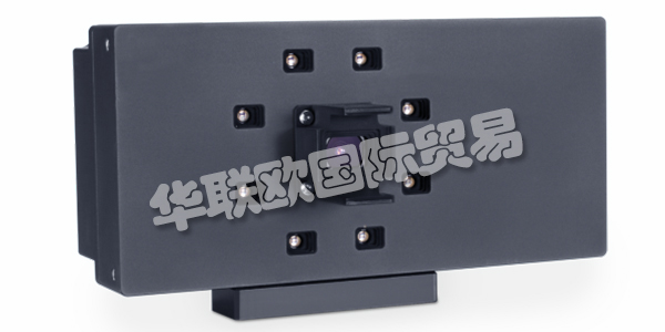 BASLER是一家全球領(lǐng)先的高品質(zhì)相機(jī)和相機(jī)配件制造商。通過(guò)打造高品質(zhì)的專業(yè)產(chǎn)品，竭力為工廠自動(dòng)化、醫(yī)療、交通等市場(chǎng)提供一流的服務(wù)。BASLER在計(jì)算機(jī)視覺(jué)技術(shù)領(lǐng)域擁有30年的豐富行業(yè)經(jīng)驗(yàn)，多年來(lái)以客戶為中心，積極開(kāi)拓創(chuàng)新。BASLER的企業(yè)文化是以為客戶創(chuàng)造價(jià)值為核心，這為公司發(fā)展提供了強(qiáng)大的動(dòng)力，對(duì)于客戶來(lái)說(shuō)他們是值得信賴的、可靠的合作伙伴。下文為您介紹BASLER相機(jī)。